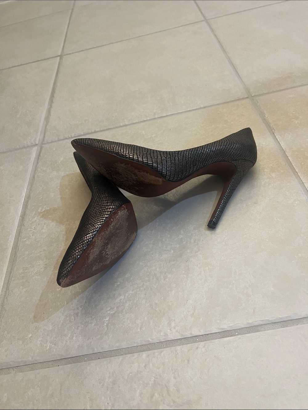 Coach Pointed Toe Metallic Textured Pumps - Women - Picture 10 of 11